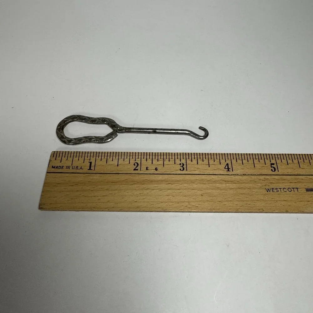 Lot Of 5‎ Antique Metal Button Hooks Shoes Spats Americana Folk Decor
